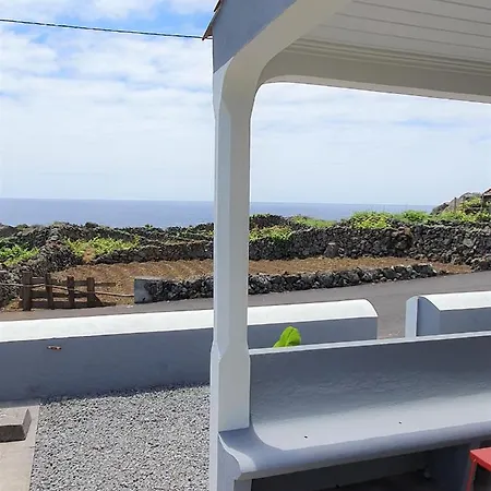 Vakantiehuis Casinha De Nesquim